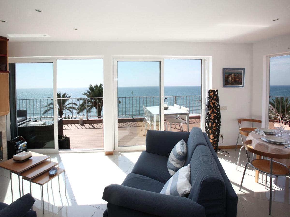 Sitges Views Apartment ภายนอก รูปภาพ